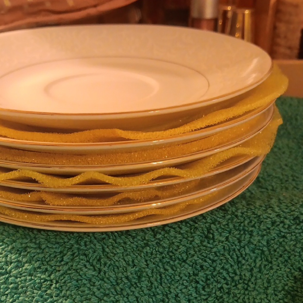 Classic White Mug Set - Picture 6 of 10